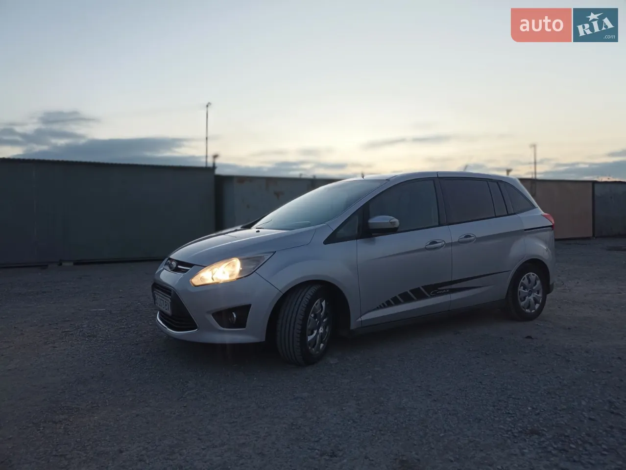 2010 Ford C-MAX - мініатюра 12
