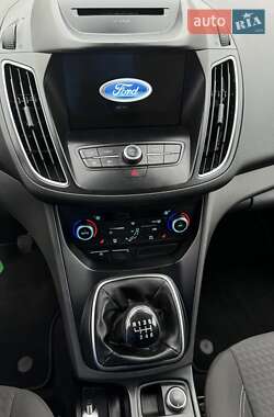 Минивэн Ford C-Max 2018 в 