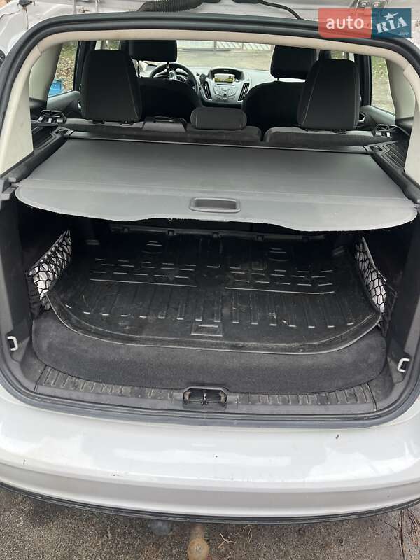 Минивэн Ford C-Max 2015 в Киеве фото 10 Минивэн Ford C-Max 2015 в Киеве