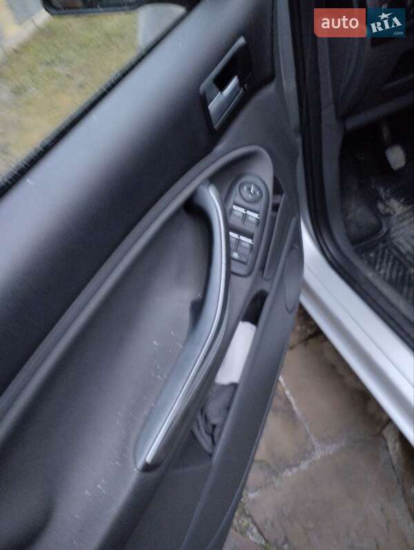 Мінівен Ford C-Max 2008 в 