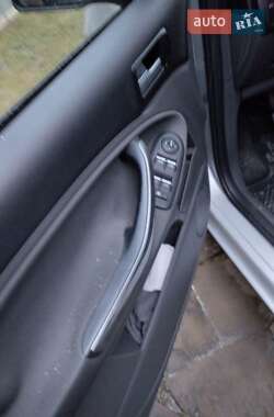 Мінівен Ford C-Max 2008 в 