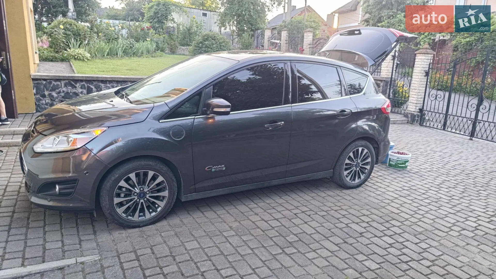 2017 Ford C-MAX - мініатюра 111