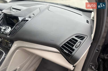 Минивэн Ford C-Max 2016 в 