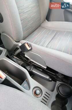 Мінівен Ford C-Max 2008 в 