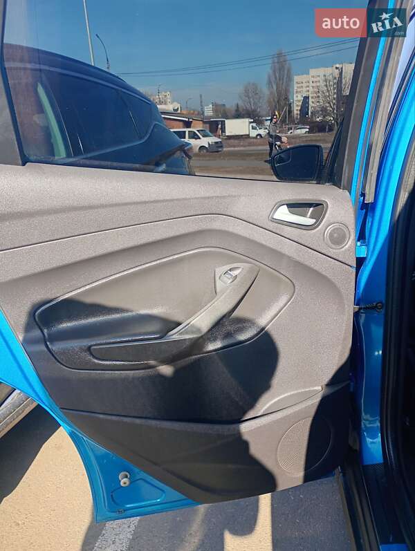 Мінівен Ford C-Max 2015 в Черкасах