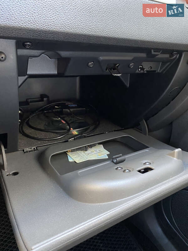 Мінівен Ford C-Max 2010 в Тернополі фото 34 Мінівен Ford C-Max 2010 в Тернополі