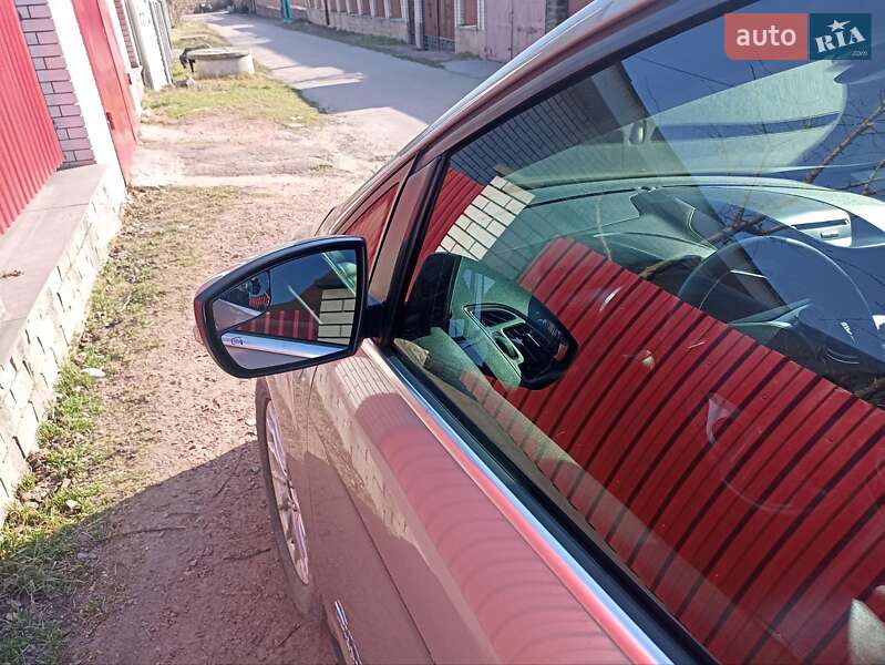 Минивэн Ford C-Max 2014 в Житомире