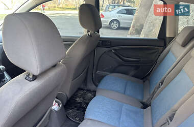 Минивэн Ford C-Max 2009 в 