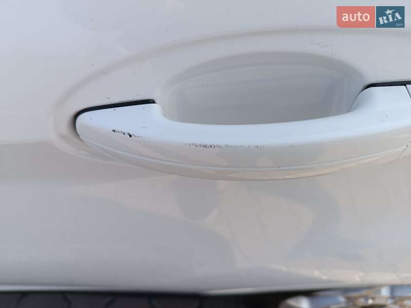 Минивэн Ford C-Max 2013 в Киеве
