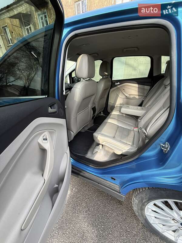 Минивэн Ford C-Max 2015 в Каменском