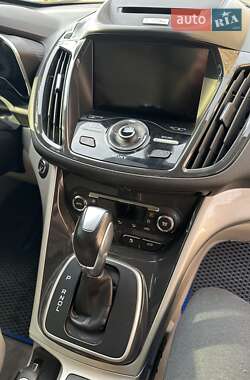 Минивэн Ford C-Max 2015 в 