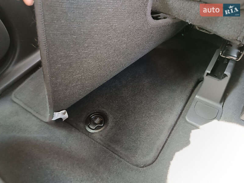 Минивэн Ford C-Max 2012 в Олевске