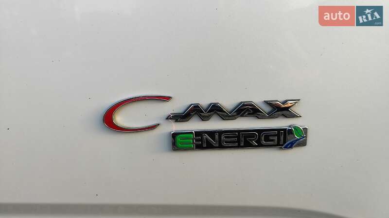 Мінівен Ford C-Max 2015 в Чернівцях