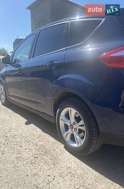 Минивэн Ford C-Max 2013 в 