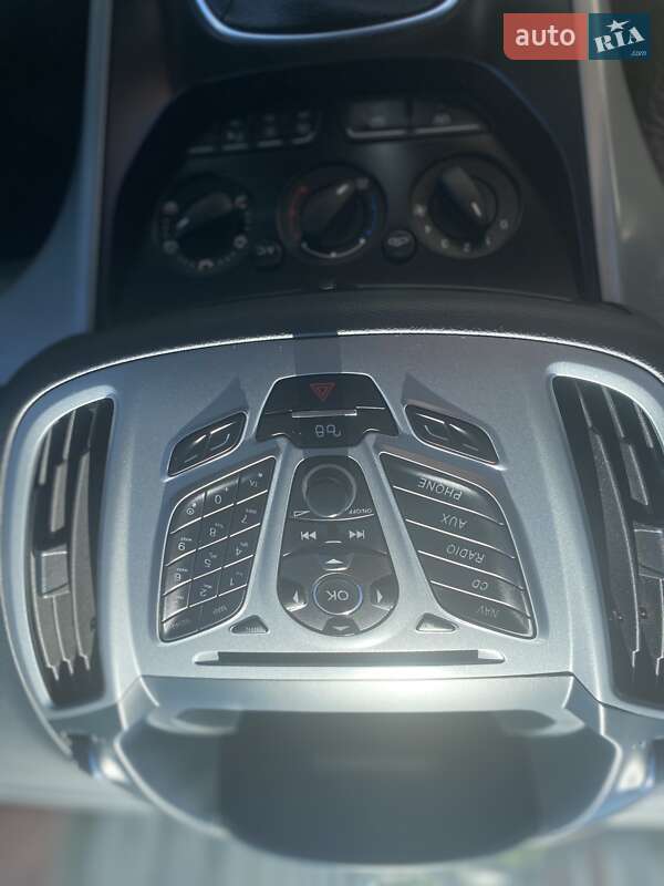 Мінівен Ford C-Max 2013 в Чернівцях