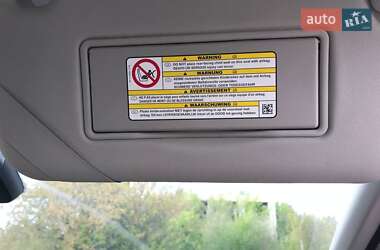 Мінівен Ford C-Max 2011 в 