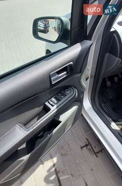 Минивэн Ford C-Max 2005 в 
