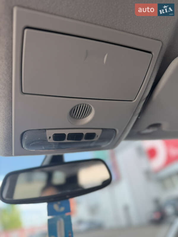 Минивэн Ford C-Max 2007 в Киеве