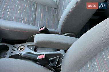 Мінівен Ford C-Max 2007 в 