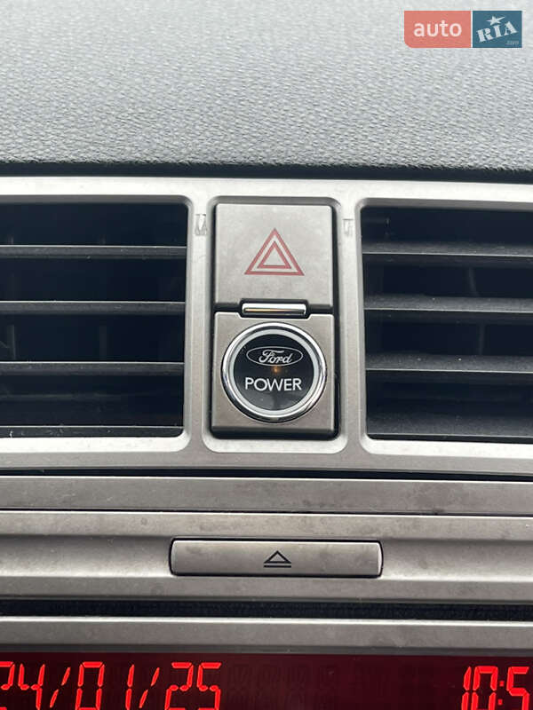 Мінівен Ford C-Max 2010 в Кам'янському