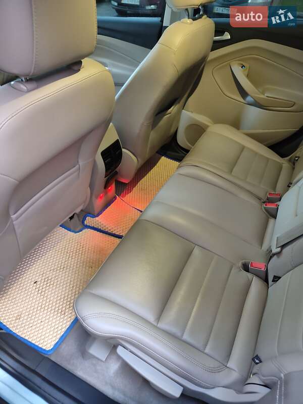 Минивэн Ford C-Max 2013 в Киеве