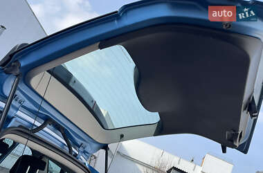 Мінівен Ford C-Max 2009 в 