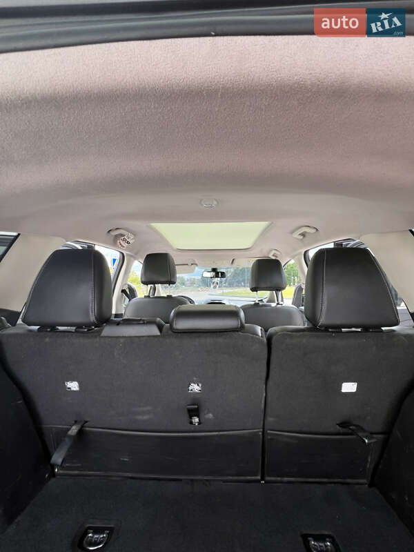 Минивэн Ford C-Max 2016 в Владимире