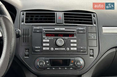 Мінівен Ford C-Max 2010 в 