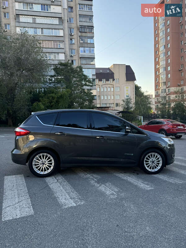 Мінівен Ford C-Max 2016 в Дніпрі