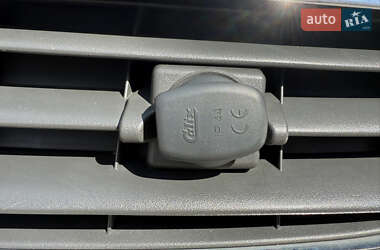 Минивэн Ford C-Max 2009 в 