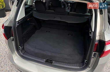 Минивэн Ford C-Max 2016 в 