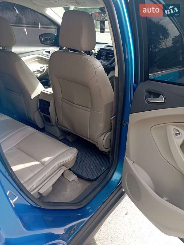 Минивэн Ford C-Max 2013 в Днепре