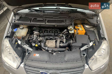 Мінівен Ford C-Max 2010 в 