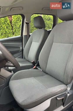 Минивэн Ford C-Max 2011 в 