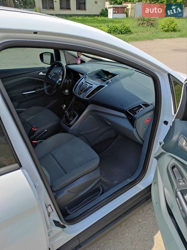 Минивэн Ford C-Max 2012 в Ромнах