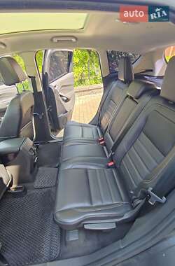 Минивэн Ford C-Max 2017 в 