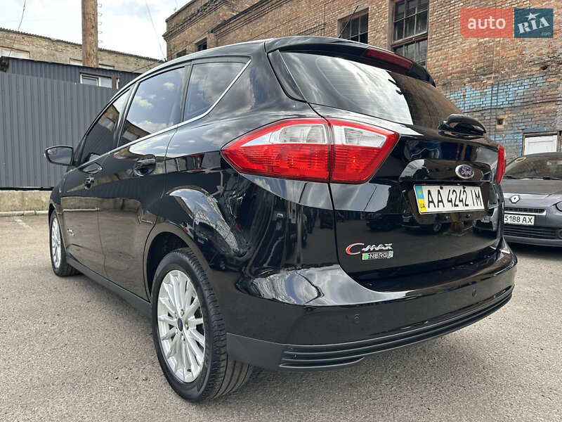 Минивэн Ford C-Max 2016 в Киеве