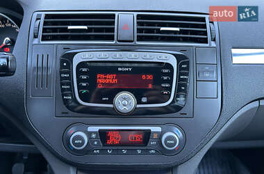 Мінівен Ford C-Max 2009 в 