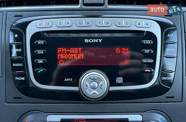 Мінівен Ford C-Max 2009 в 