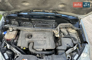Мінівен Ford C-Max 2010 в 