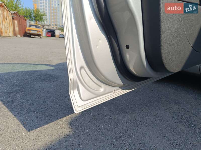 Минивэн Ford C-Max 2009 в Киеве фото 20 Минивэн Ford C-Max 2009 в Киеве