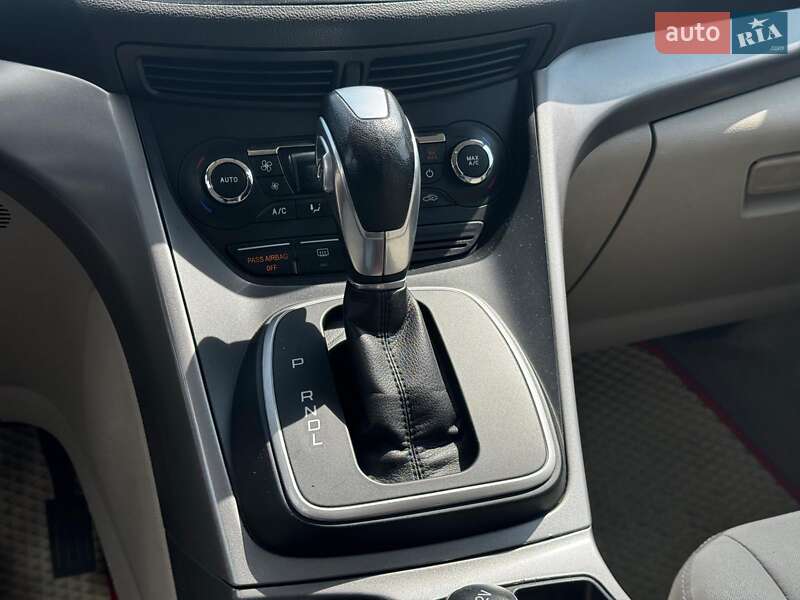 Минивэн Ford C-Max 2012 в 