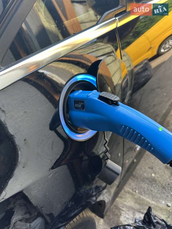 Минивэн Ford C-Max 2016 в Киеве