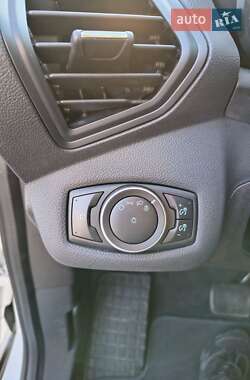 Минивэн Ford C-Max 2015 в 