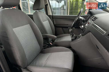 Минивэн Ford C-Max 2003 в 