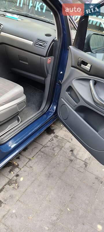 Минивэн Ford C-Max 2009 в Ивано-Франковске