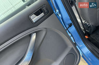 Минивэн Ford C-Max 2009 в 