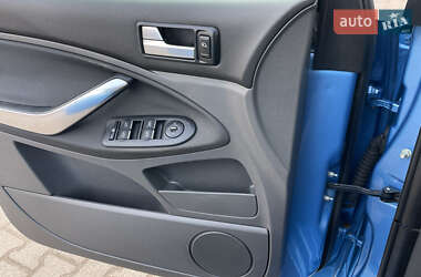 Минивэн Ford C-Max 2009 в 