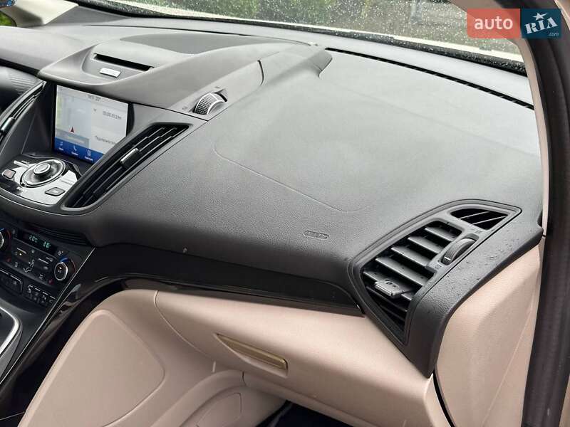 Мінівен Ford C-Max 2016 в Стрию