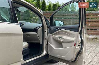 Минивэн Ford C-Max 2016 в 